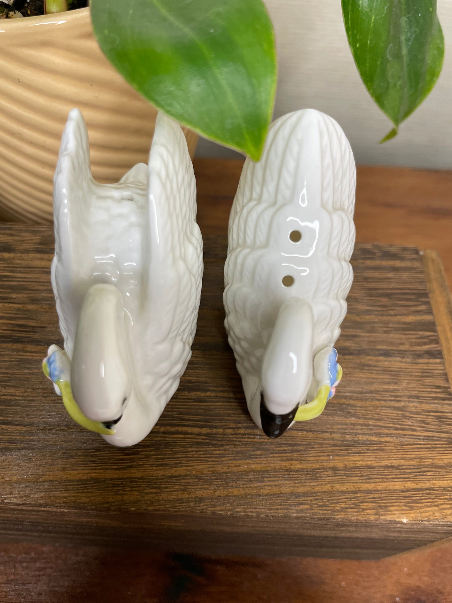 Vintage Small White Swan Salt & Pepper Shakers with sticker