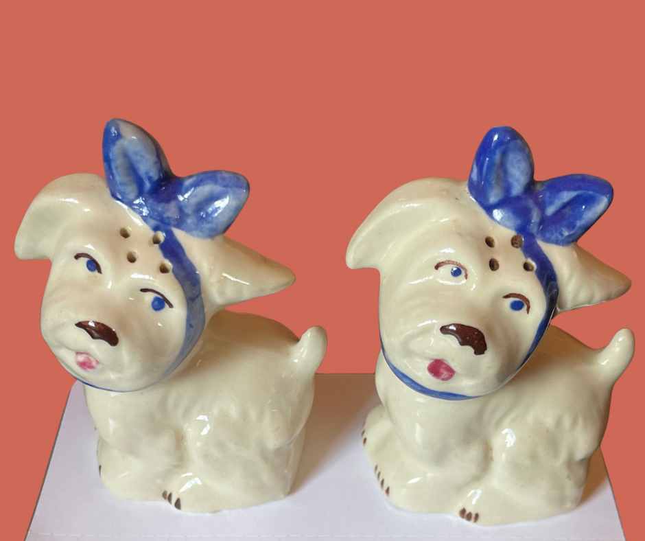1940-1950’s Shawnee Mugsy Toothache Dog Small Salt and Pepper Shakers 3.5”