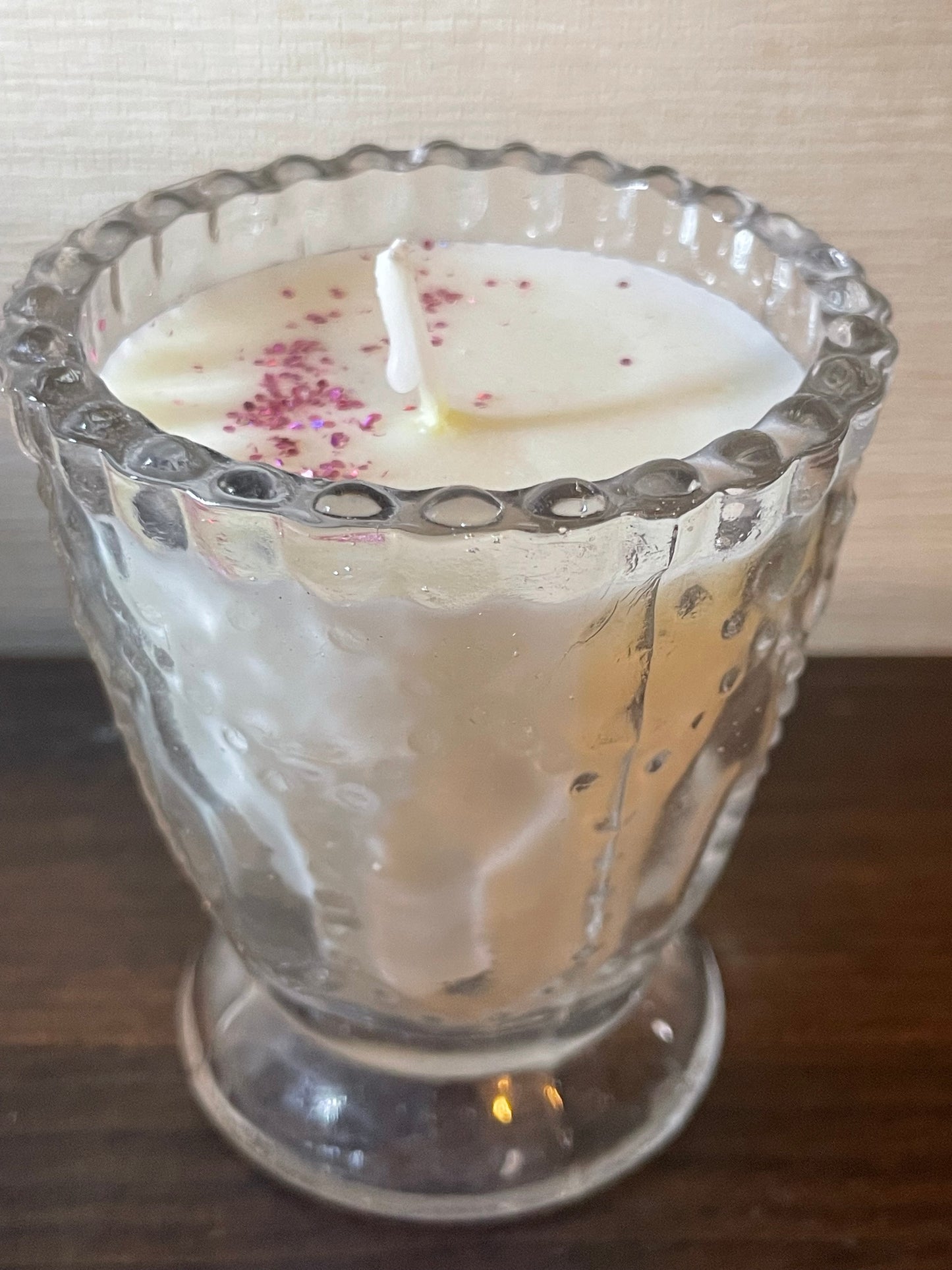 Tried & True Novelty Glass Scented Soy Candle; XOXO