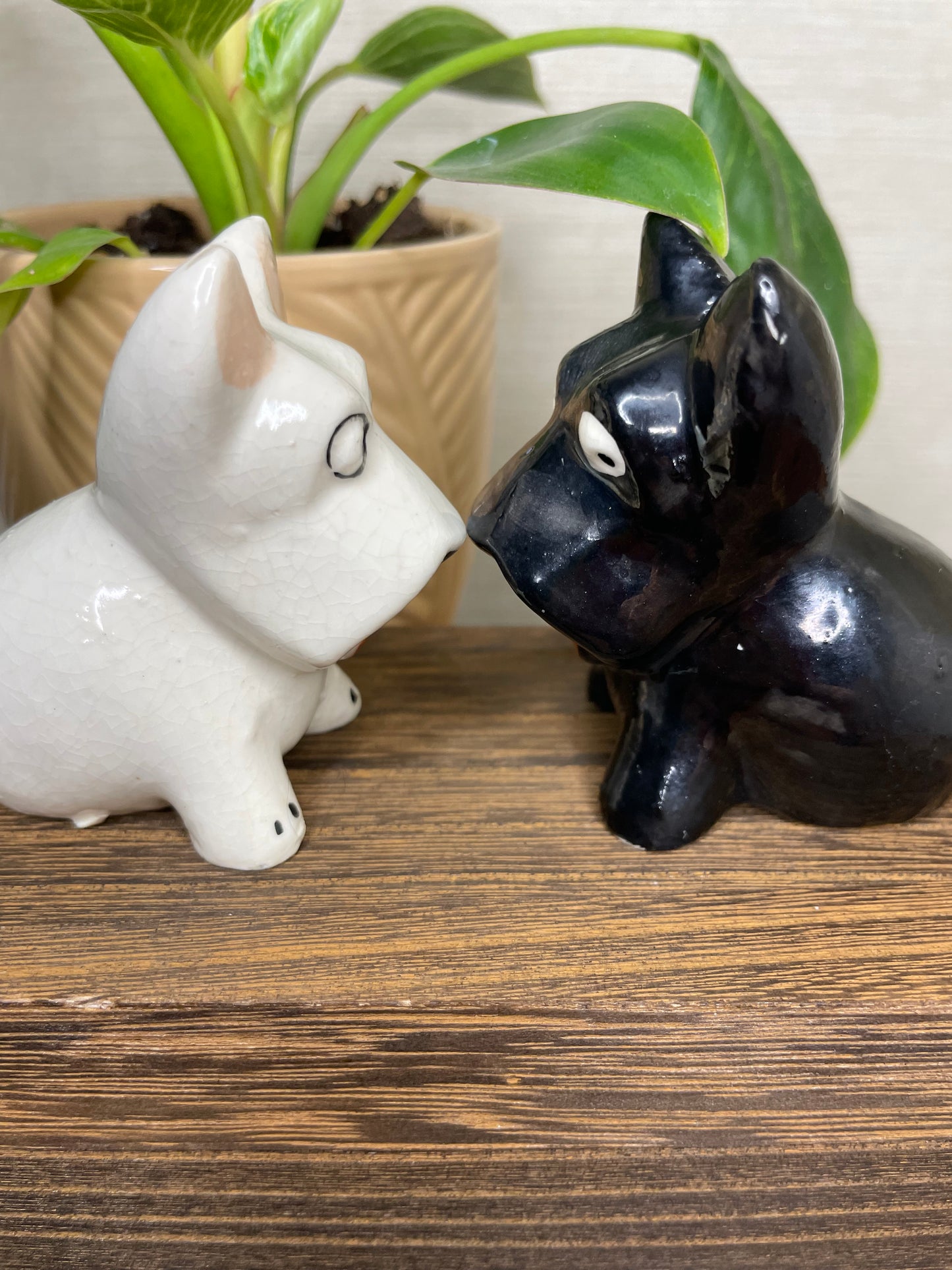 Vintage Black and White Scottie Salt & Pepper Shakers